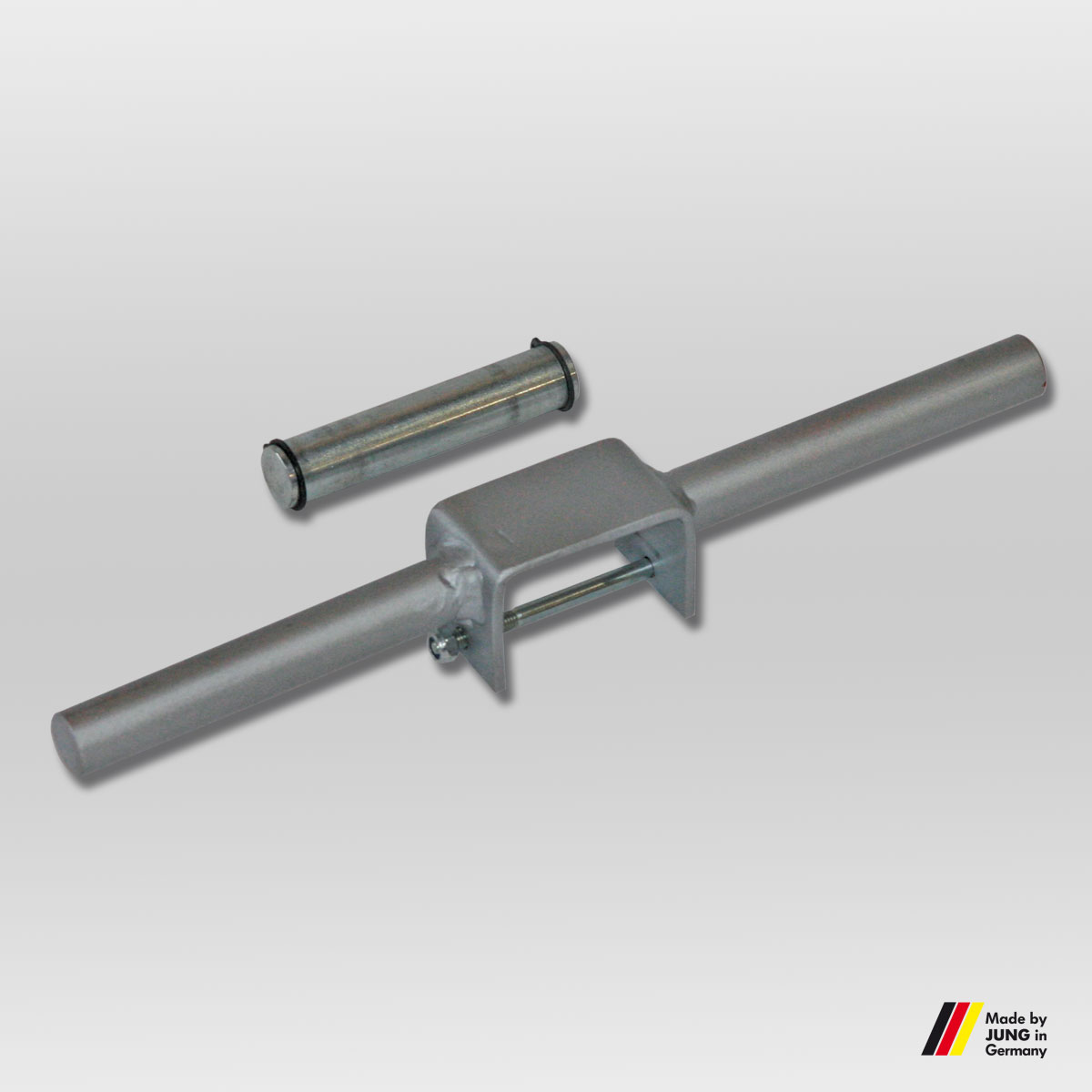 Towing bar accessory removable handle